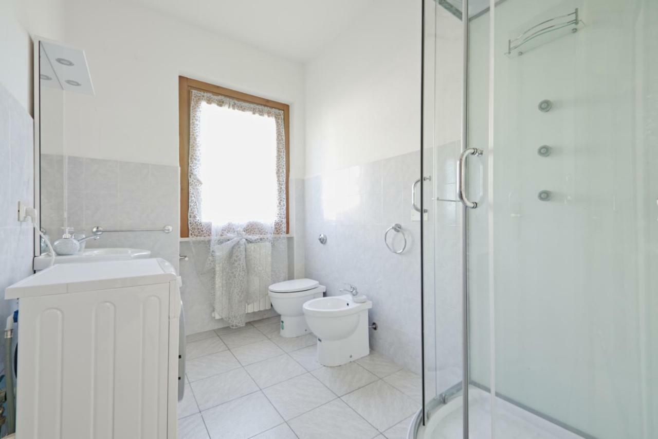 Villa Ambra Сояно дел Лаго Екстериор снимка